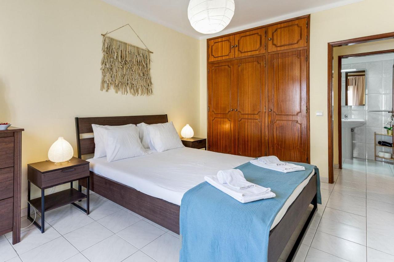 1Br Infante Flat In Quarteira By Lovelystay Exterior photo