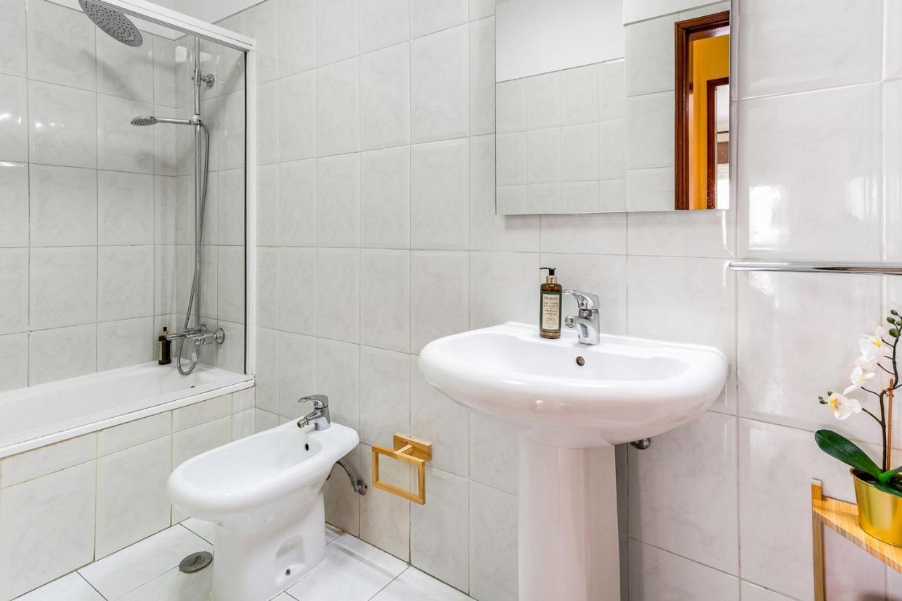 1Br Infante Flat In Quarteira By Lovelystay Exterior photo