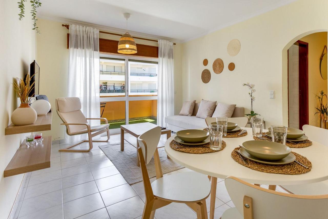 1Br Infante Flat In Quarteira By Lovelystay Exterior photo